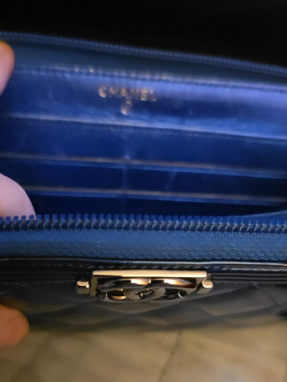 Chanel Boy Wallet/ In Cobalt Blue/ 100% Authentic - Picture 15 of 15
